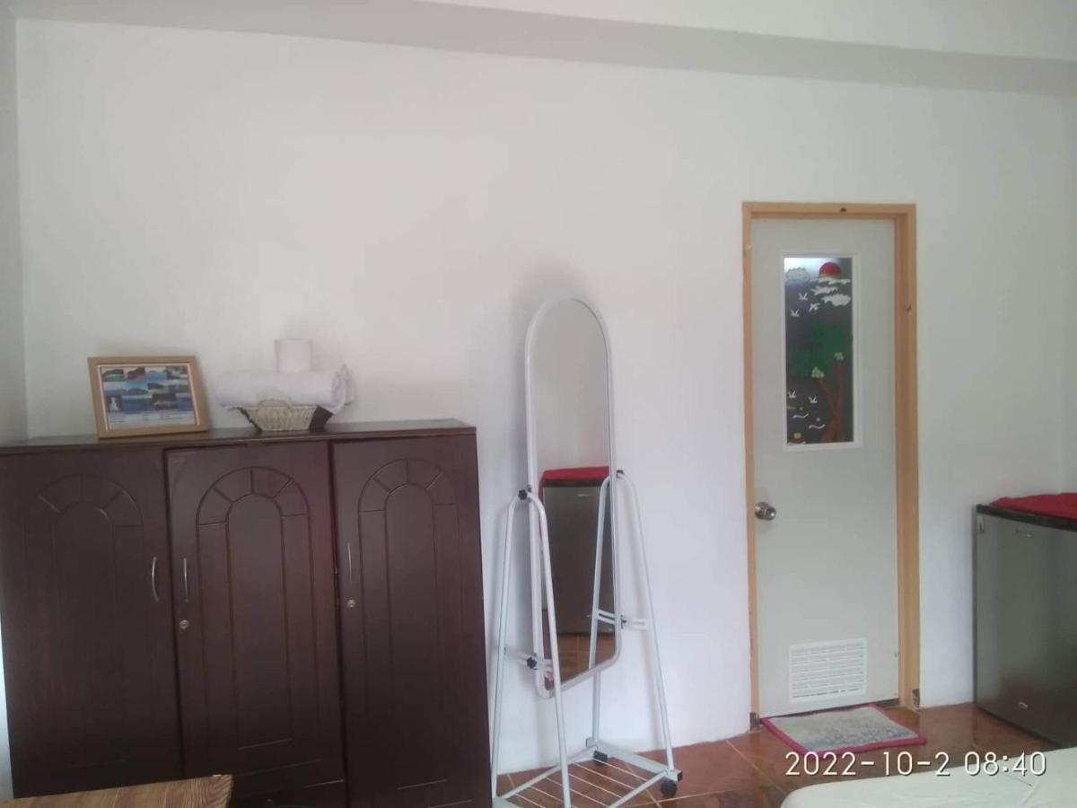 Alona'S Traditional Filipino Home Near 100 Islands Wharf Alaminos Exterior foto