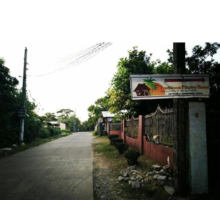 Alona'S Traditional Filipino Home Near 100 Islands Wharf Alaminos Exterior foto
