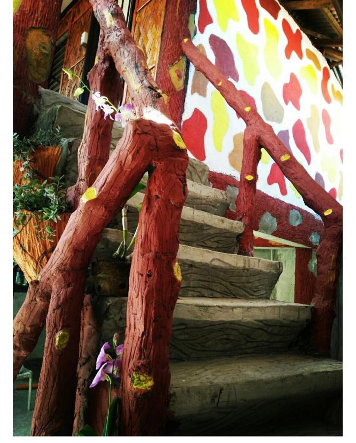 Alona'S Traditional Filipino Home Near 100 Islands Wharf Alaminos Exterior foto